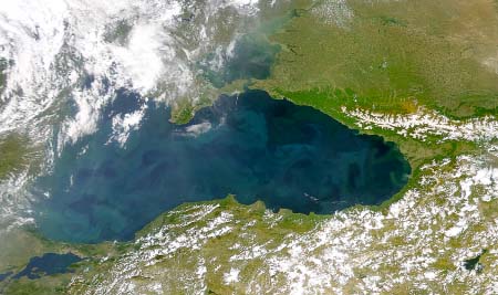 Черное море, Крым, Кавказ. Снимок из космоса.