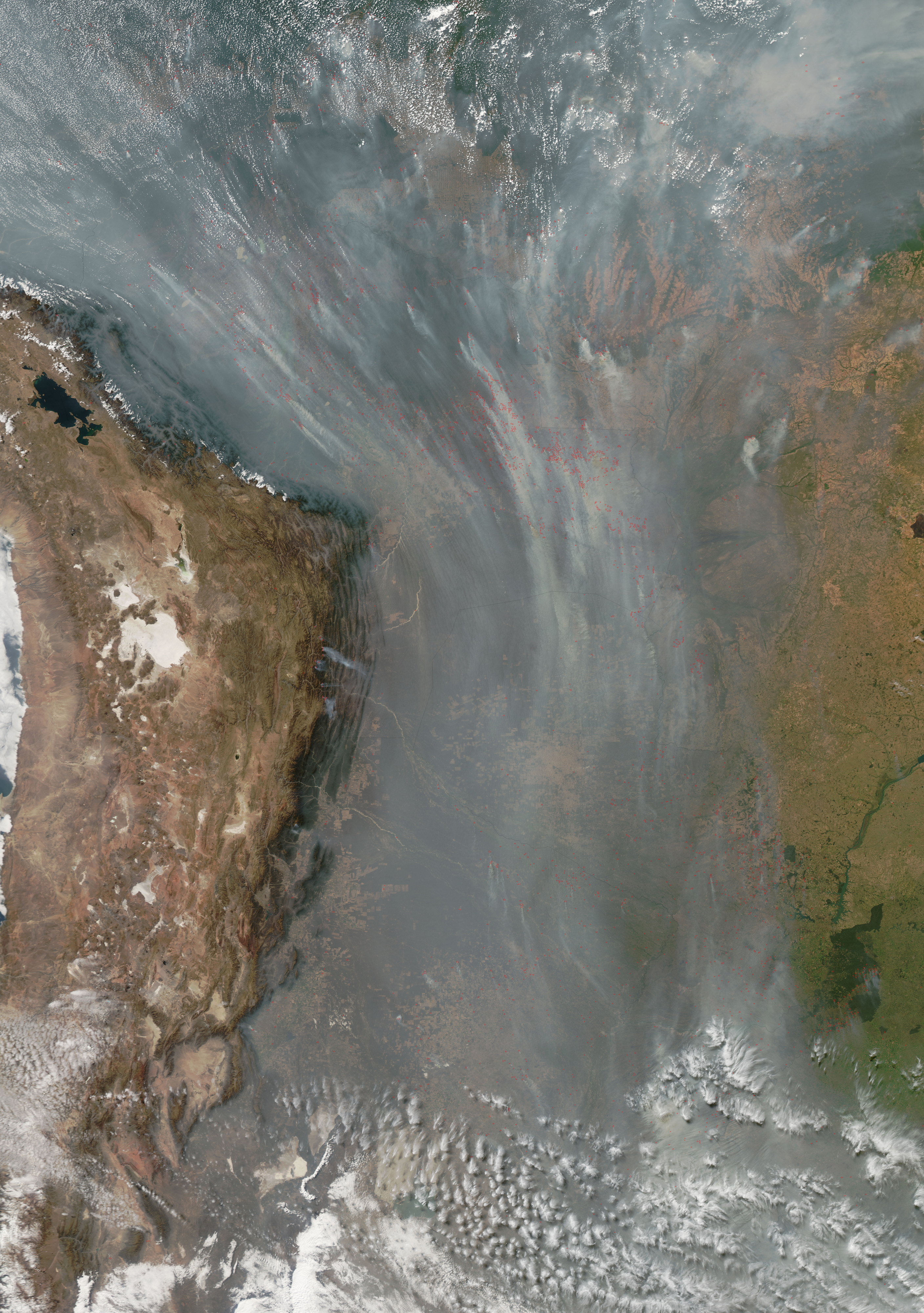 фото лесных пожаров в Южной Америке со спутника